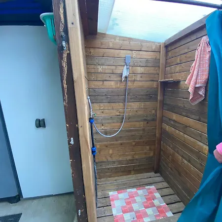 Terrain De Loisirs Avec Mobilhome Proche De La - V0824 Luxusní stan